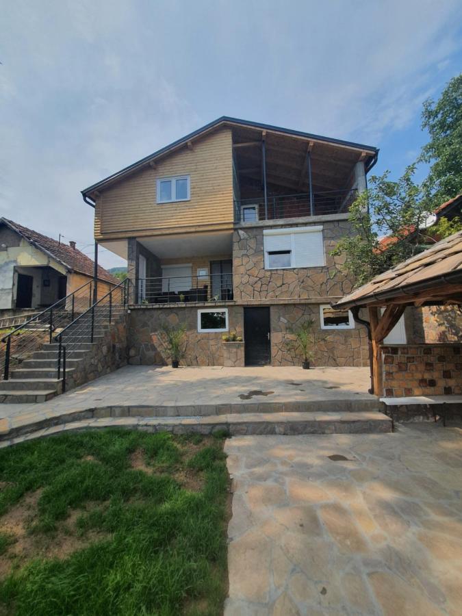 Vila Nemir Zavojsko Jezero ปิโรต์ ภายนอก รูปภาพ