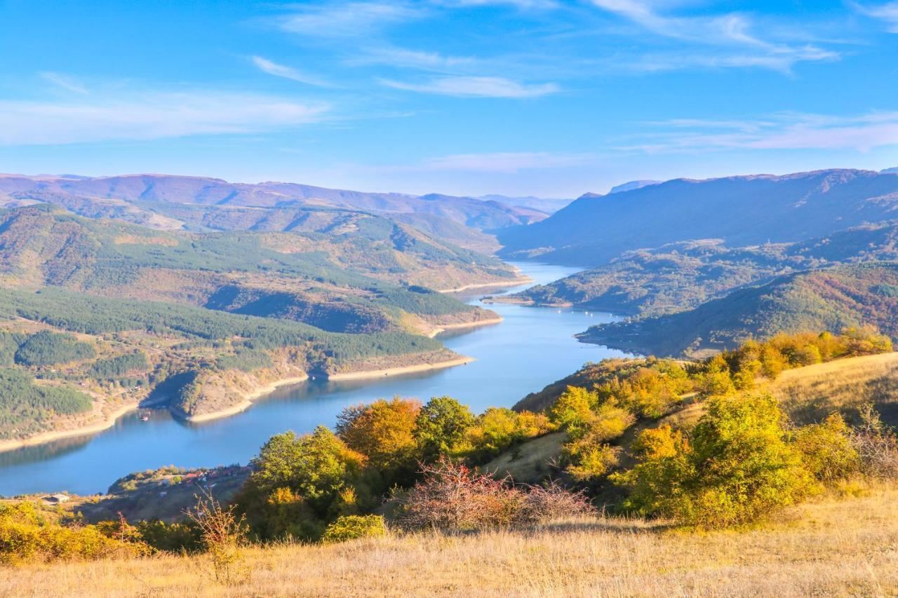 Vila Nemir Zavojsko Jezero ปิโรต์ ภายนอก รูปภาพ