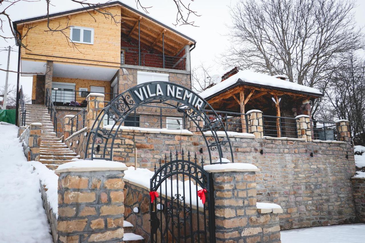 Vila Nemir Zavojsko Jezero ปิโรต์ ภายนอก รูปภาพ