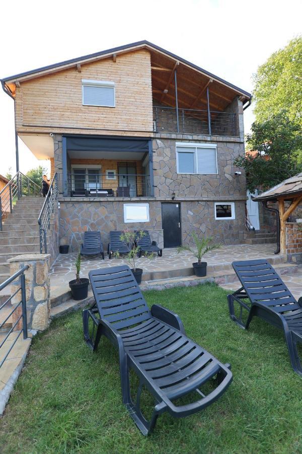 Vila Nemir Zavojsko Jezero ปิโรต์ ภายนอก รูปภาพ